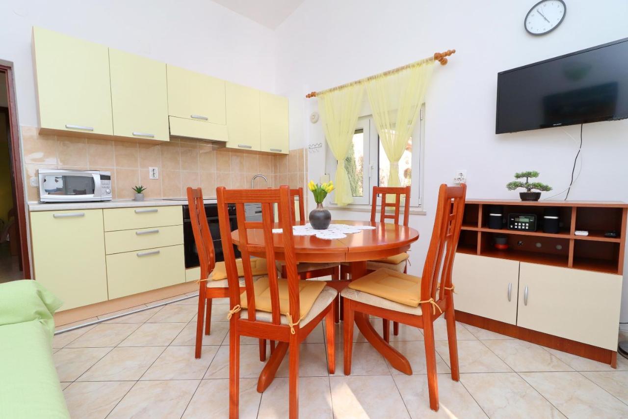 Apartments Villa Senija بريسبا المظهر الخارجي الصورة